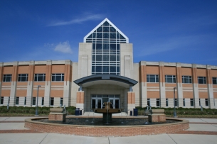 Old Dominion University’s campus in Virginia on a sunny day