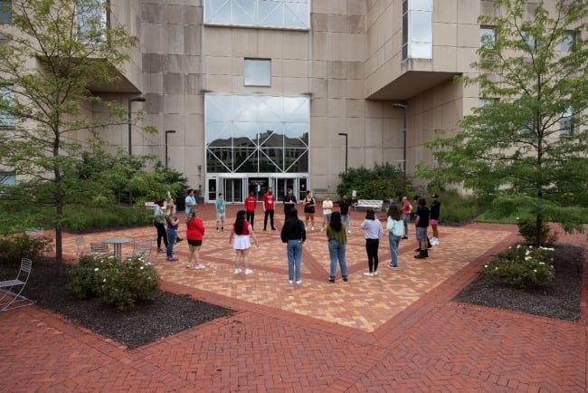 Mindfulness training in first-year experience courses