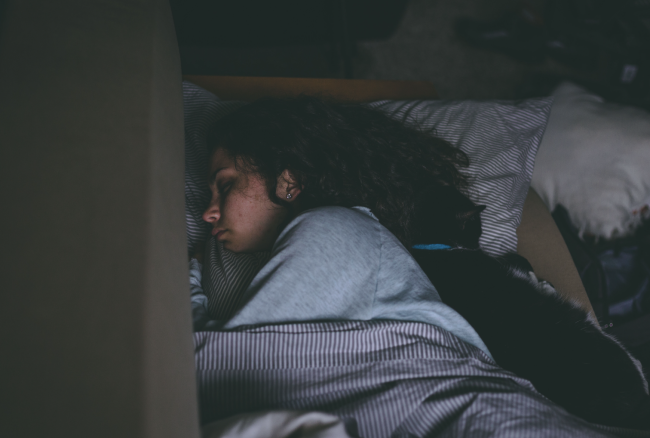 The science of sleeping in, and why you probably shouldn't